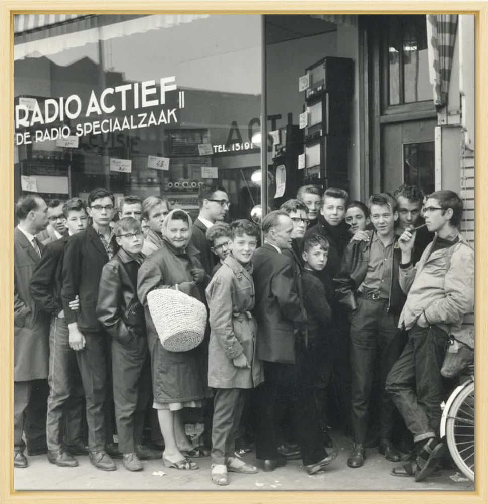 In de Rij voor de Radio - 1960