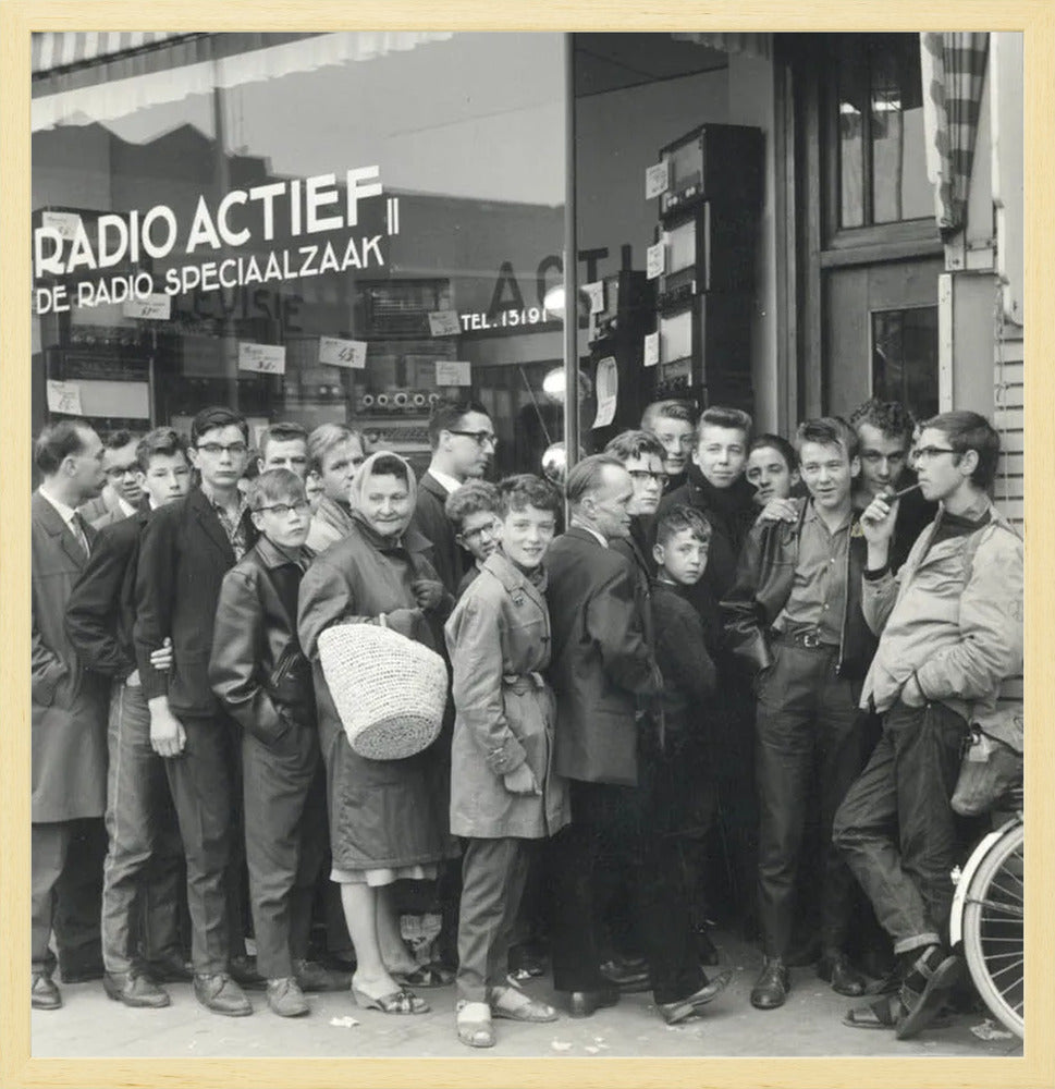 In de Rij voor de Radio - 1960
