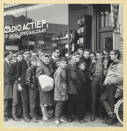In de Rij voor de Radio - 1960
