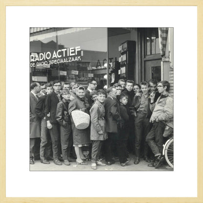 In de Rij voor de Radio - 1960