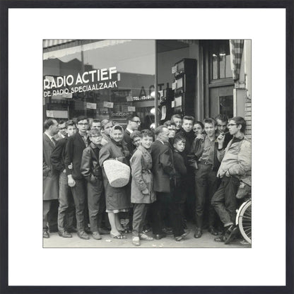 In de Rij voor de Radio - 1960