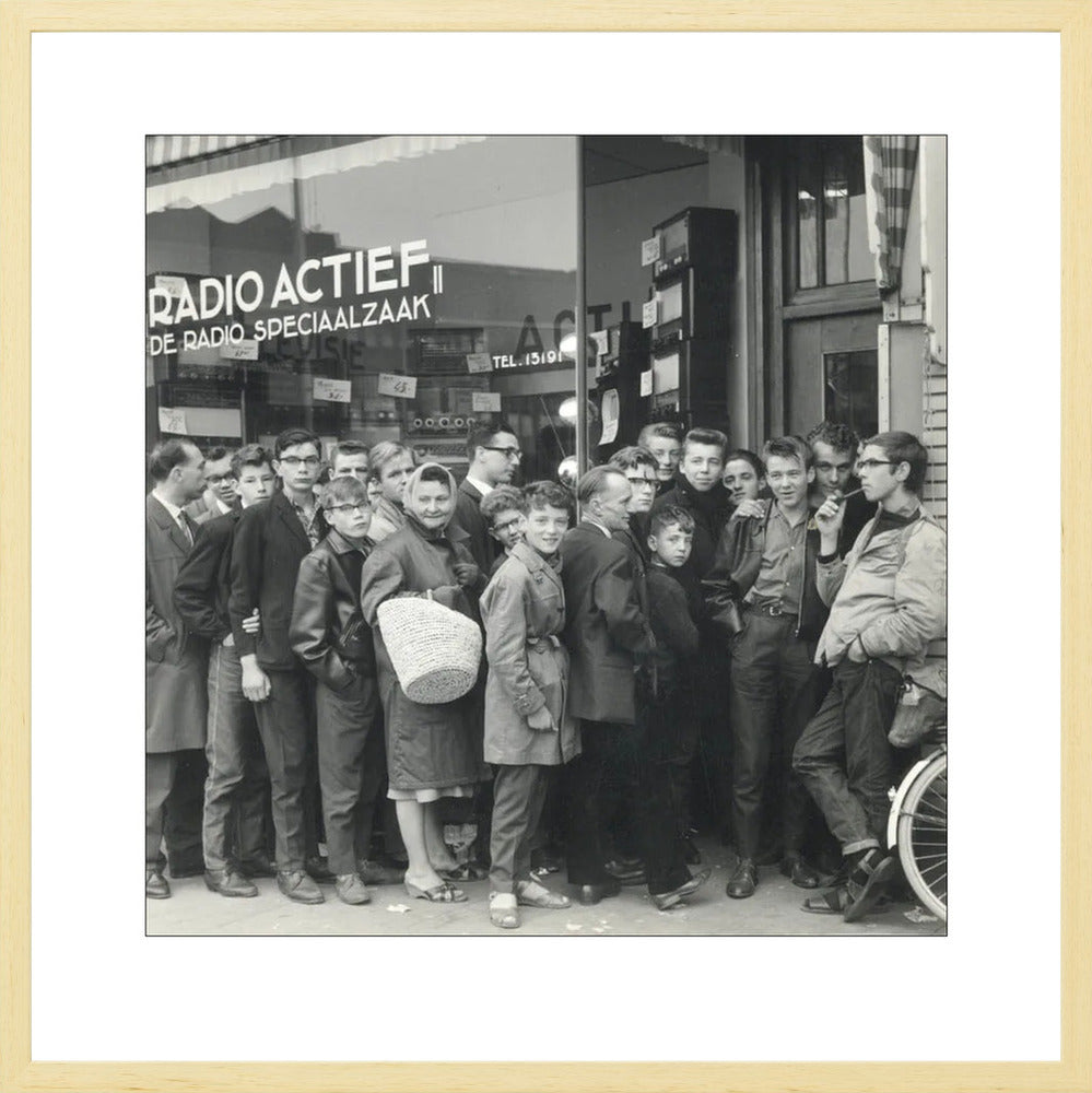 In de Rij voor de Radio - 1960
