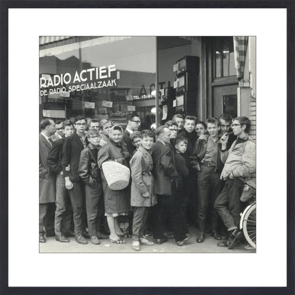 In de Rij voor de Radio - 1960