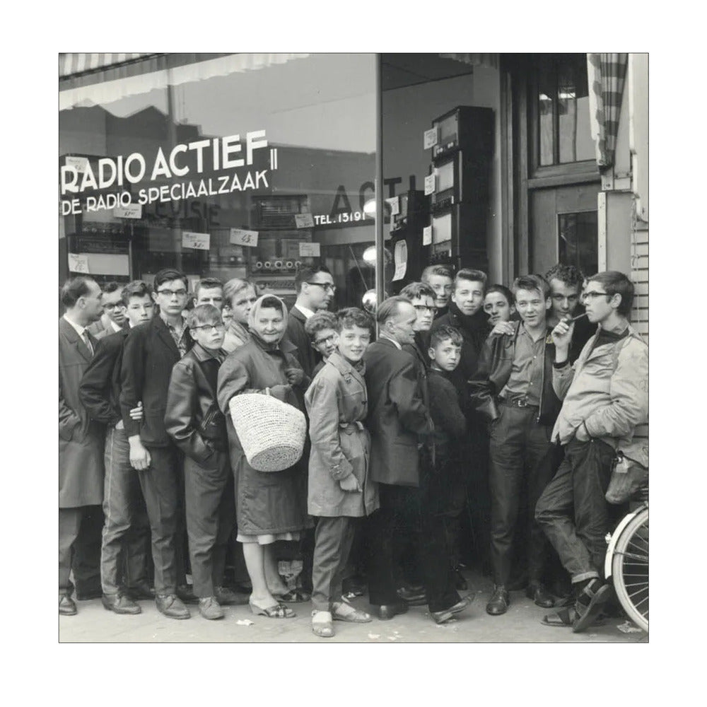 In de Rij voor de Radio - 1960