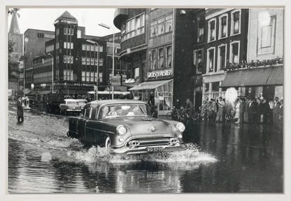 Wateroverlast op het Vredenburg - 1957