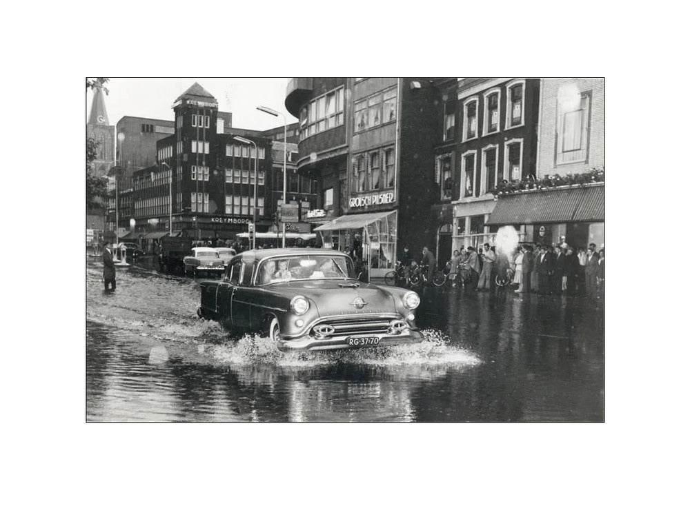 Wateroverlast op het Vredenburg - 1957