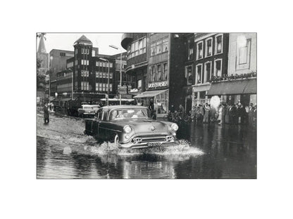 Wateroverlast op het Vredenburg - 1957