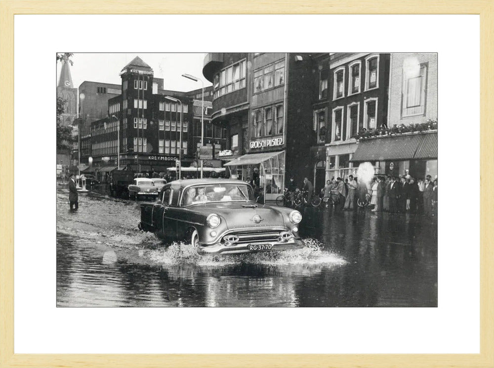 Wateroverlast op het Vredenburg - 1957