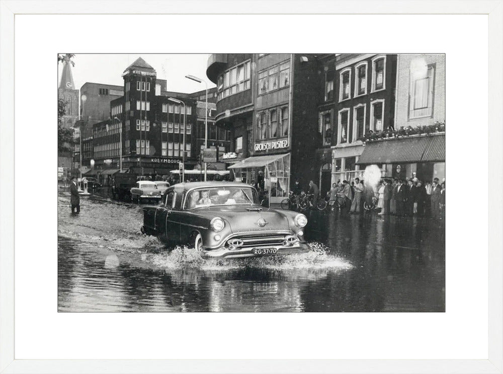 Wateroverlast op het Vredenburg - 1957