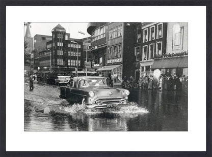 Wateroverlast op het Vredenburg - 1957