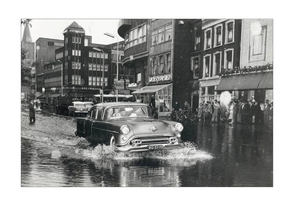 Wateroverlast op het Vredenburg - 1957
