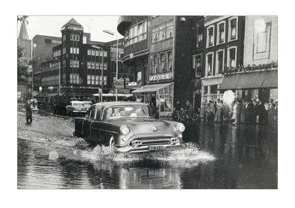 Wateroverlast op het Vredenburg - 1957