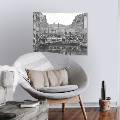 Zwart-witfoto uit 1906 van herstelwerkzaamheden aan de Maartensbrug over de Oudegracht in Utrecht. – canvas zonder lijst in leeshoek