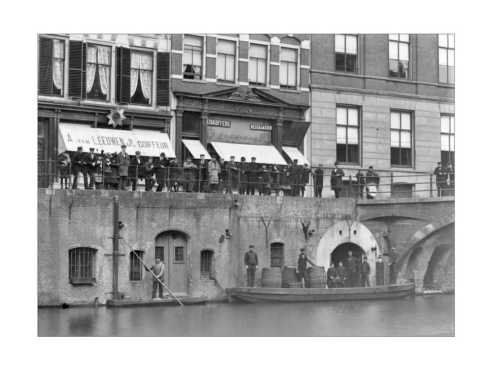 Werfkelders aan de Oudegracht - 1906