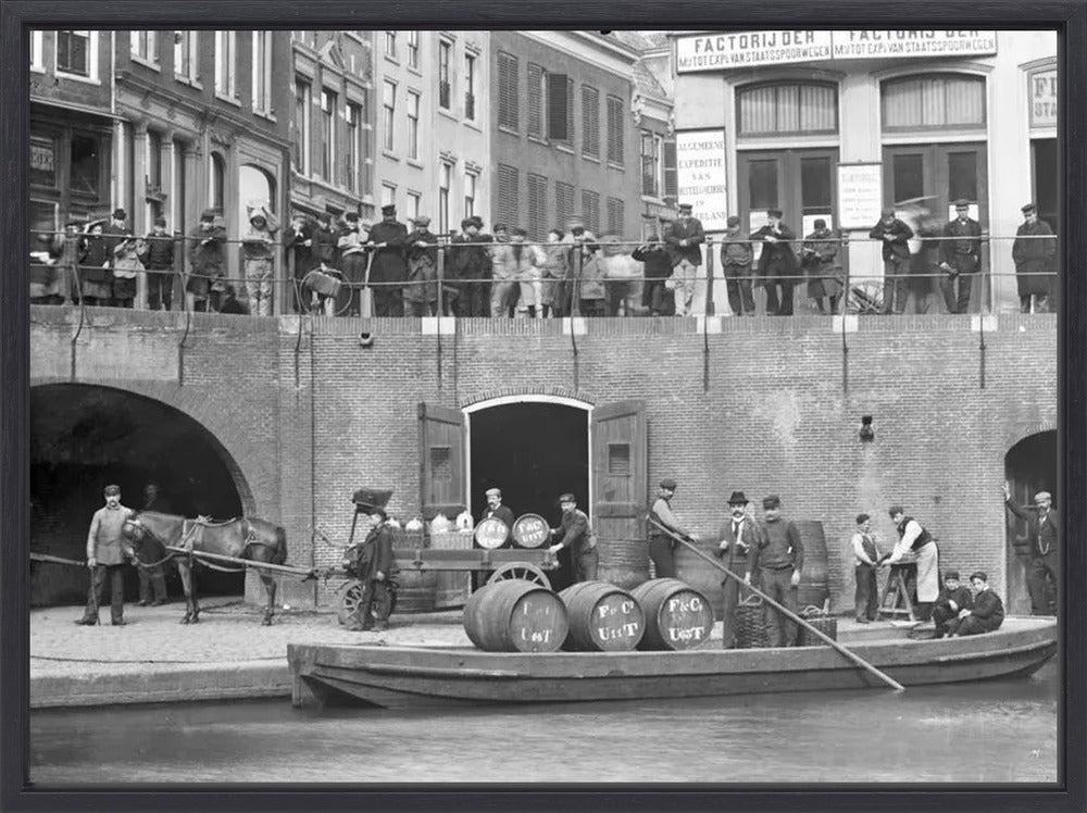 Handel op de Oudegracht - 1906