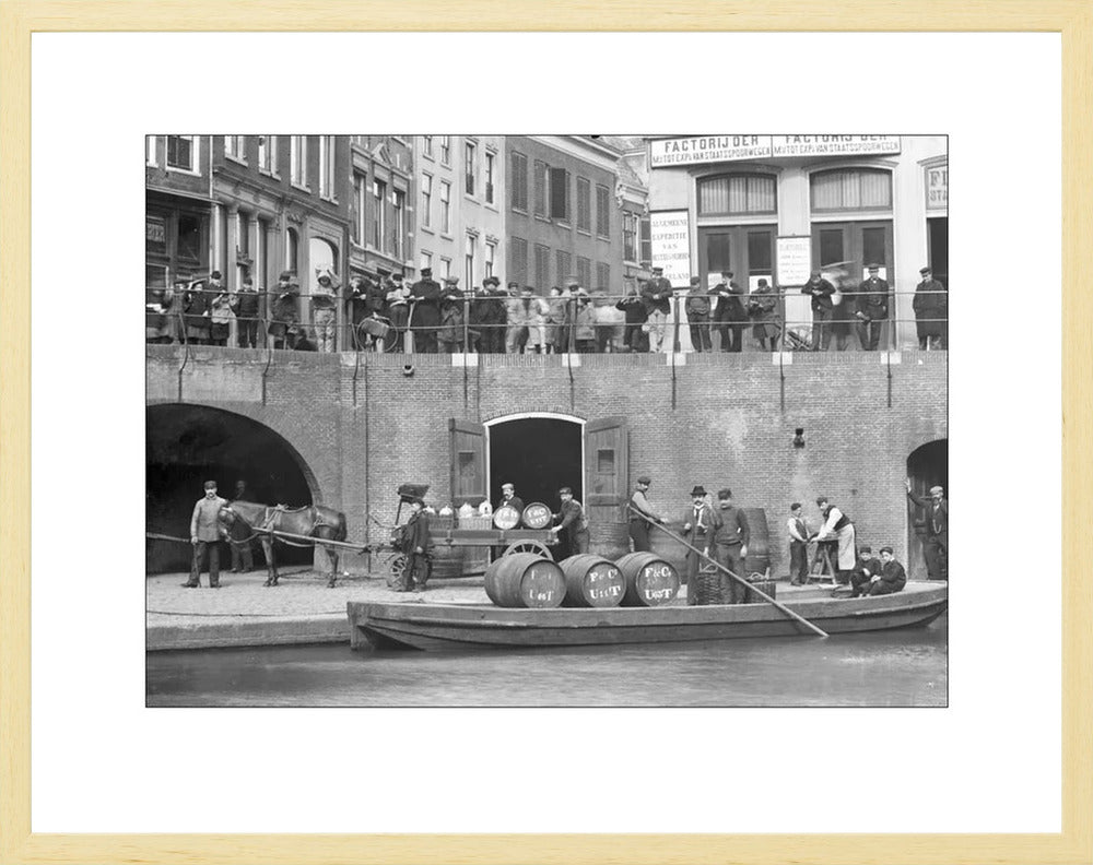 Handel op de Oudegracht - 1906