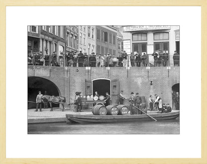 Handel op de Oudegracht - 1906