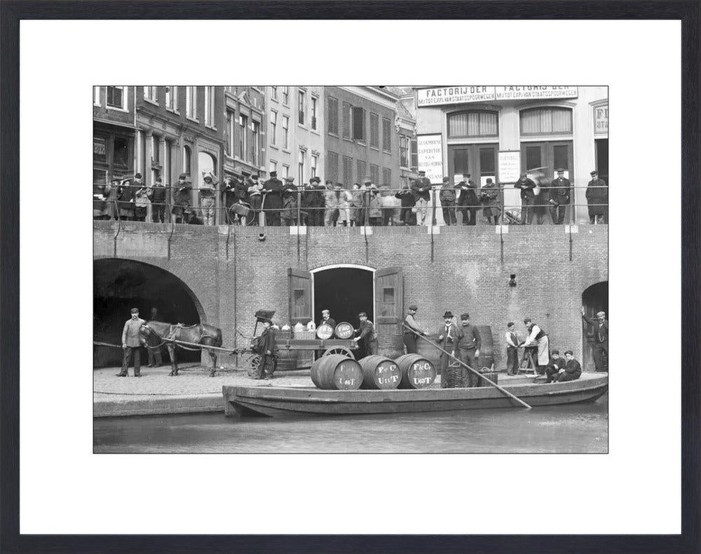 Handel op de Oudegracht - 1906