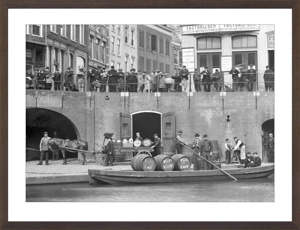 Handel op de Oudegracht - 1906