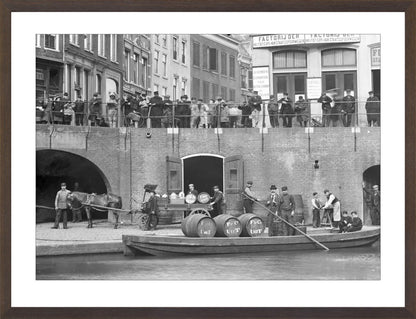 Handel op de Oudegracht - 1906