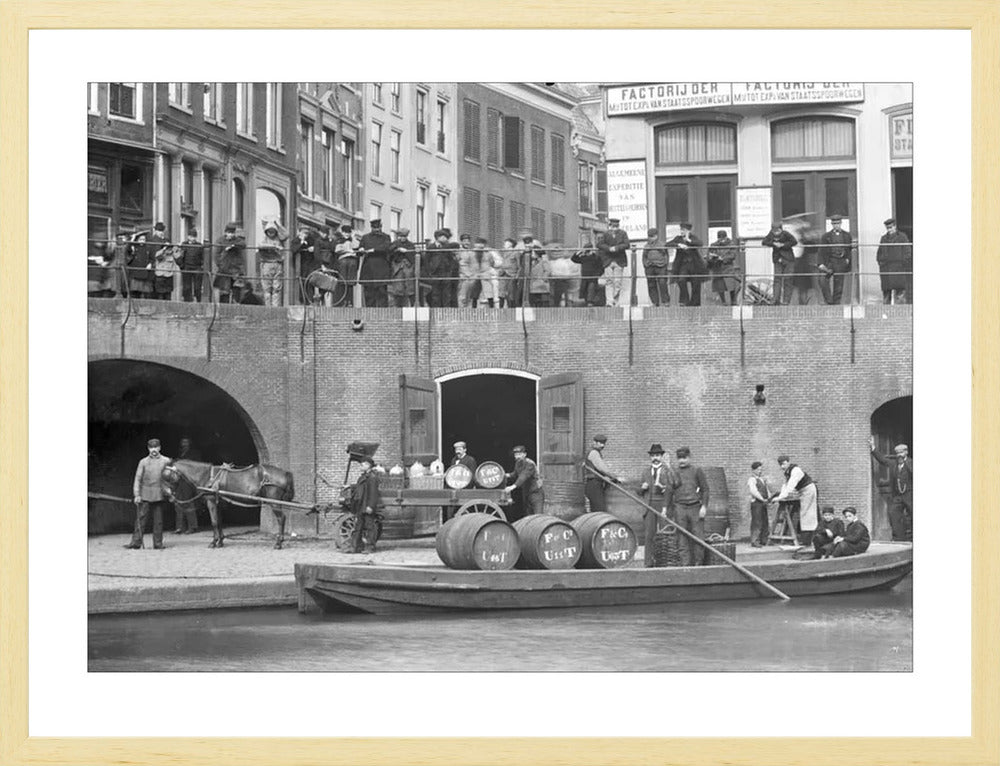 Handel op de Oudegracht - 1906