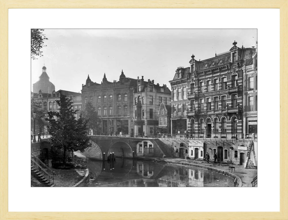 Hotel aan de Oudegracht - 1905
