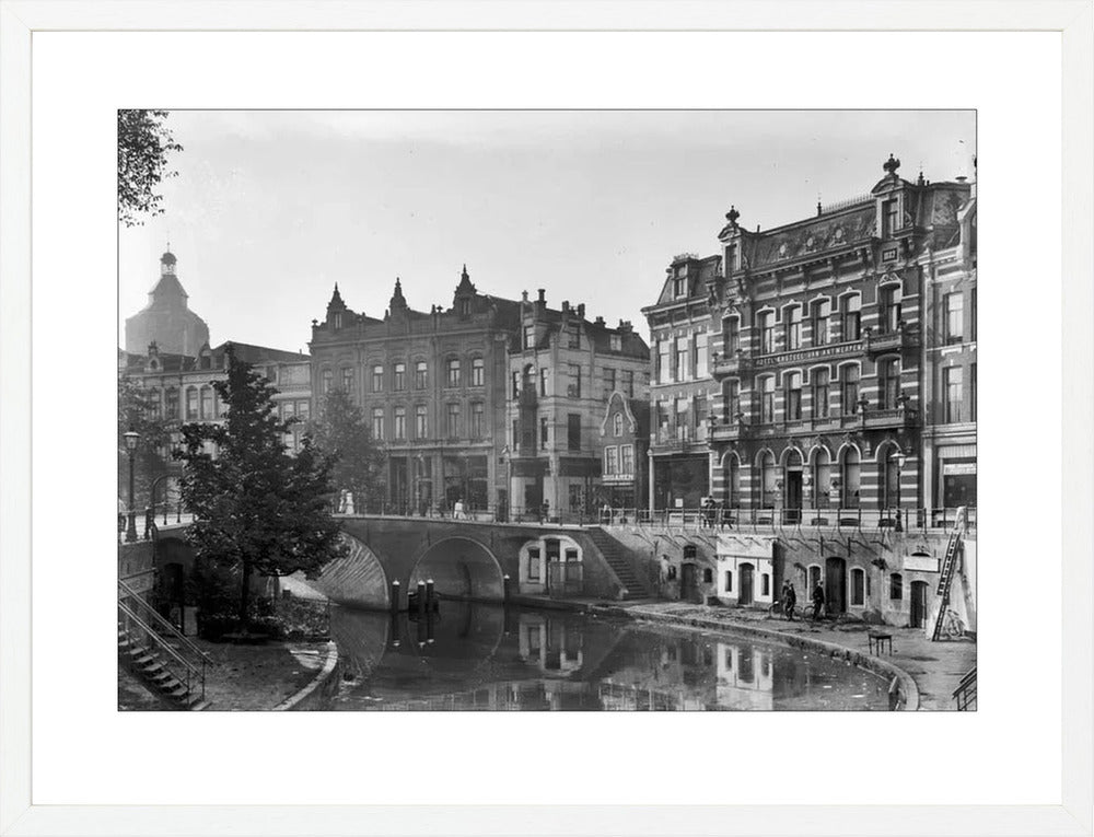 Hotel aan de Oudegracht - 1905