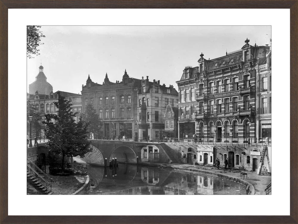 Hotel aan de Oudegracht - 1905