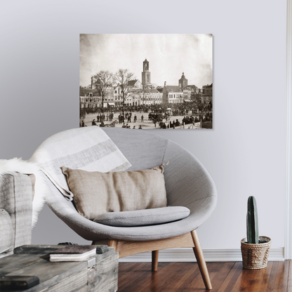 Zwart-witfoto uit 1891 van de oostzijde van het Vredenburg in Utrecht. – canvas zonder lijst in leeshoek