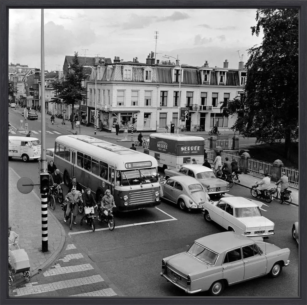 Verkeer op de Wittevrouwenbrug - 1965