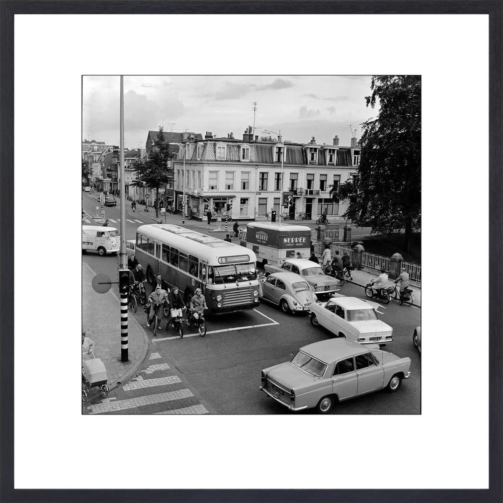 Verkeer op de Wittevrouwenbrug - 1965