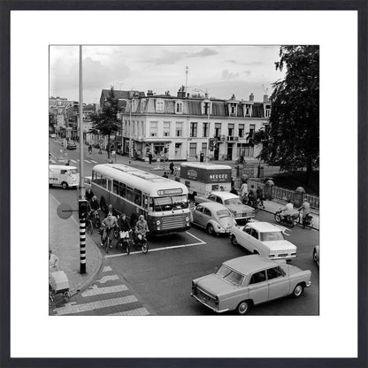 Verkeer op de Wittevrouwenbrug - 1965