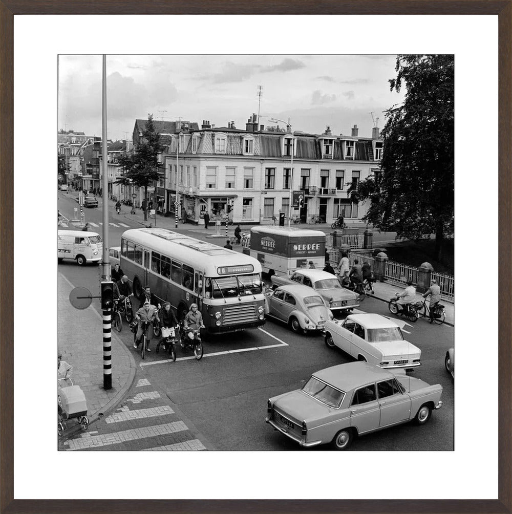 Verkeer op de Wittevrouwenbrug - 1965