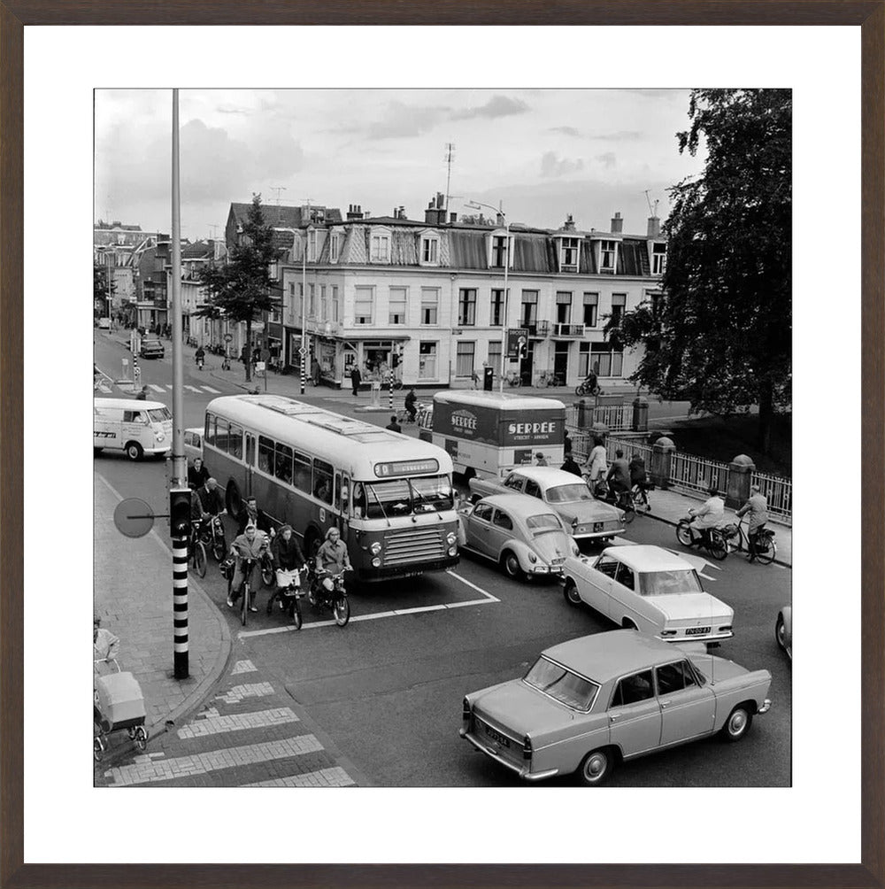 Verkeer op de Wittevrouwenbrug - 1965