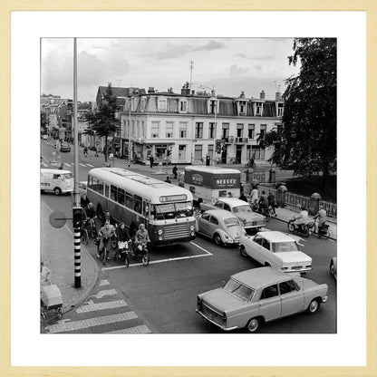 Verkeer op de Wittevrouwenbrug - 1965