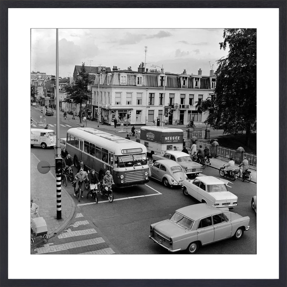 Verkeer op de Wittevrouwenbrug - 1965