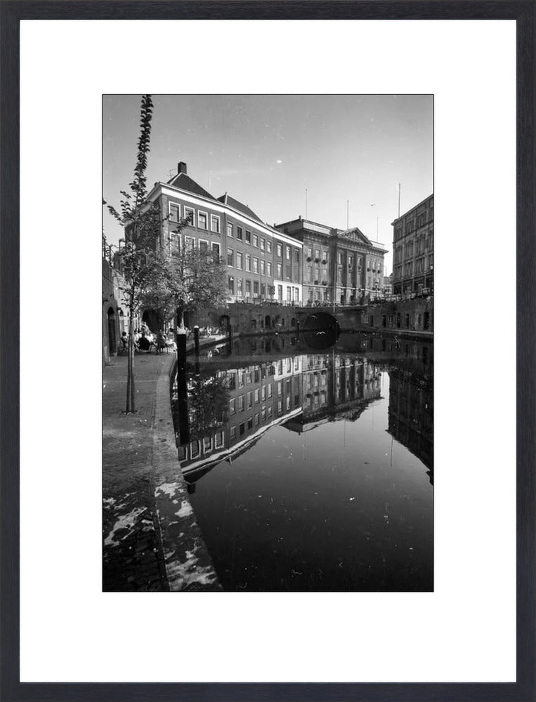 De Oudegracht en de Stadhuisbrug - 1960