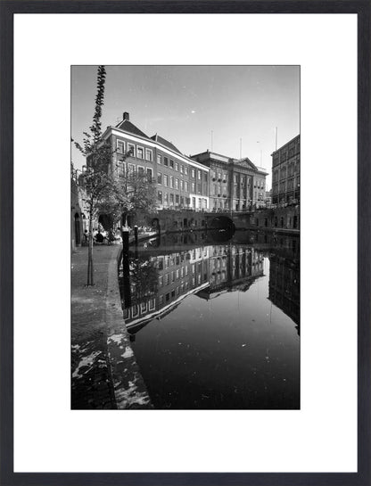 De Oudegracht en de Stadhuisbrug - 1960