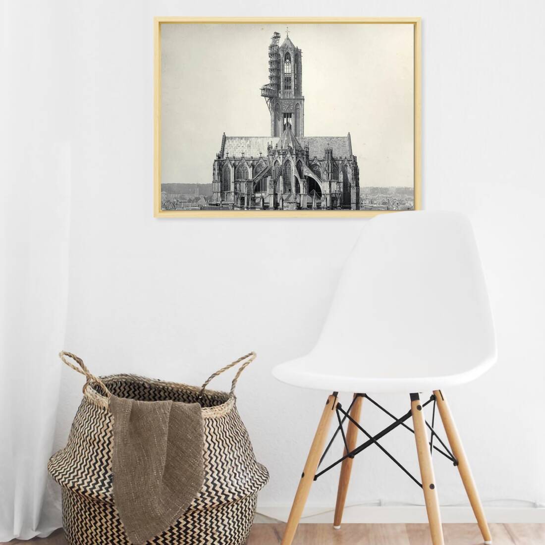 Zwart-witfoto uit 1903 van het koor van de Domkerk aan het Domplein in Utrecht. – canvas naturel baklijst in keuken